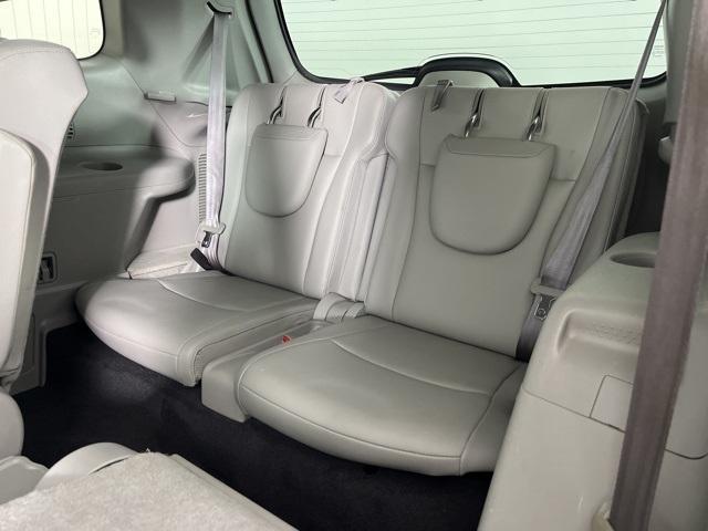 used 2013 Toyota Highlander car, priced at $14,000