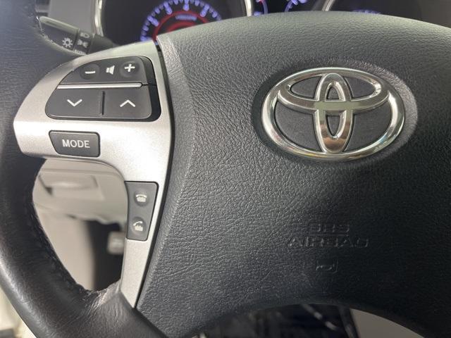 used 2013 Toyota Highlander car, priced at $14,000