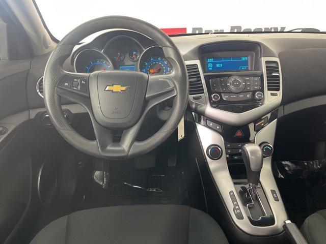 used 2011 Chevrolet Cruze car, priced at $2,200