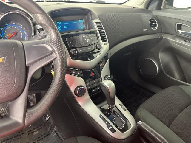 used 2011 Chevrolet Cruze car, priced at $2,200
