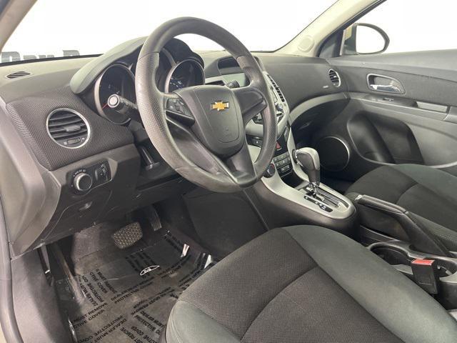used 2011 Chevrolet Cruze car, priced at $2,200