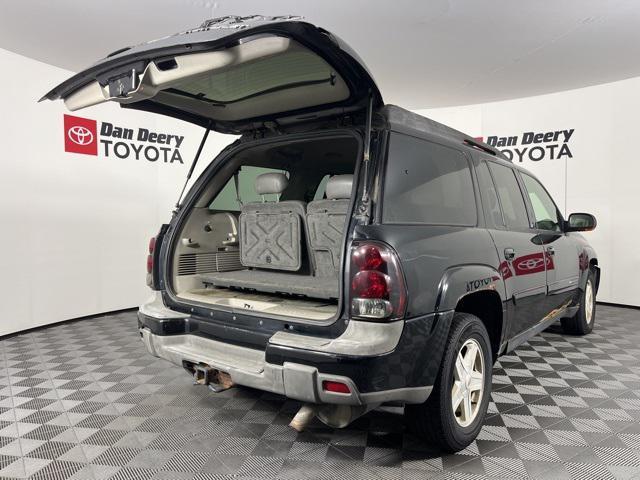used 2002 Chevrolet TrailBlazer EXT car, priced at $1,900