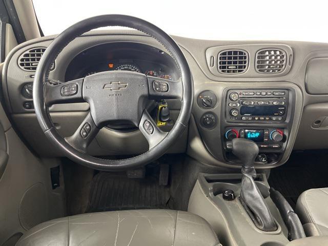 used 2002 Chevrolet TrailBlazer EXT car, priced at $1,900
