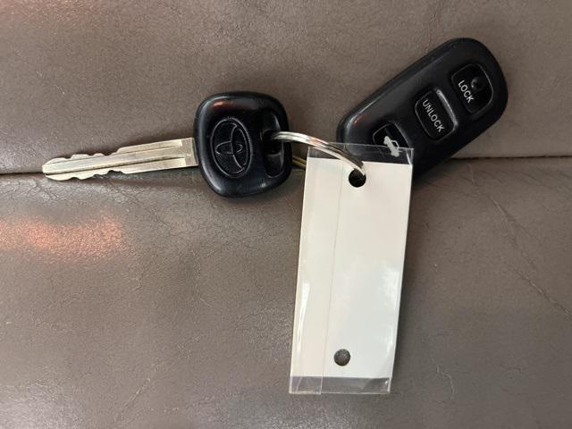 used 2002 Toyota Avalon car, priced at $3,800