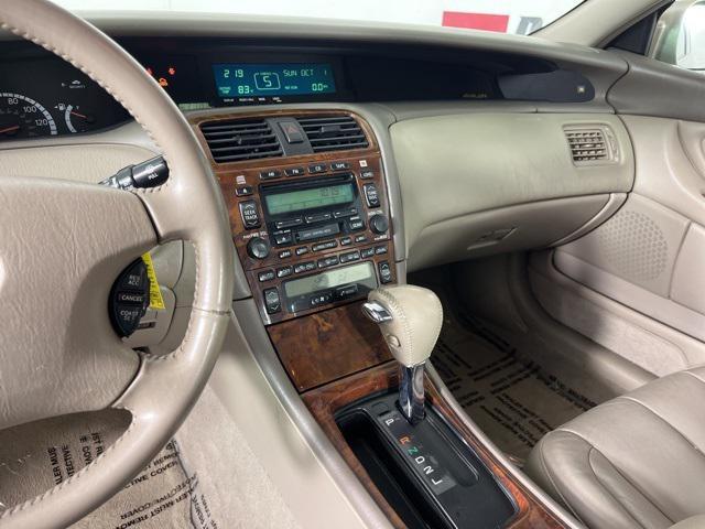 used 2002 Toyota Avalon car, priced at $3,800