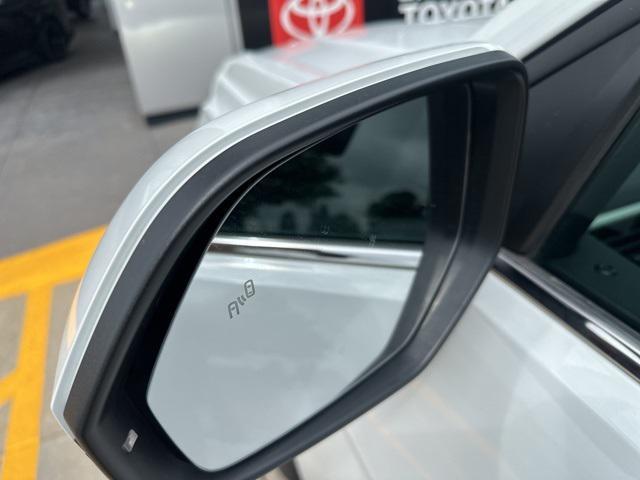 used 2021 Volkswagen Atlas car, priced at $25,900