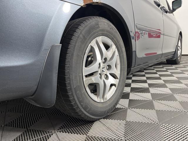 used 2006 Honda Odyssey car, priced at $800
