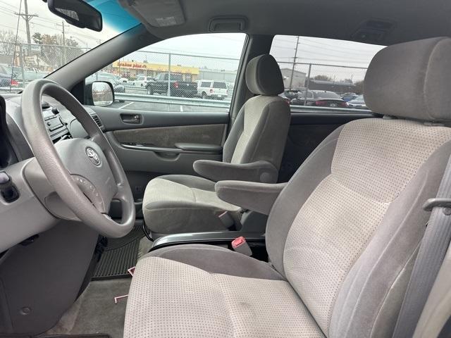 used 2006 Toyota Sienna car