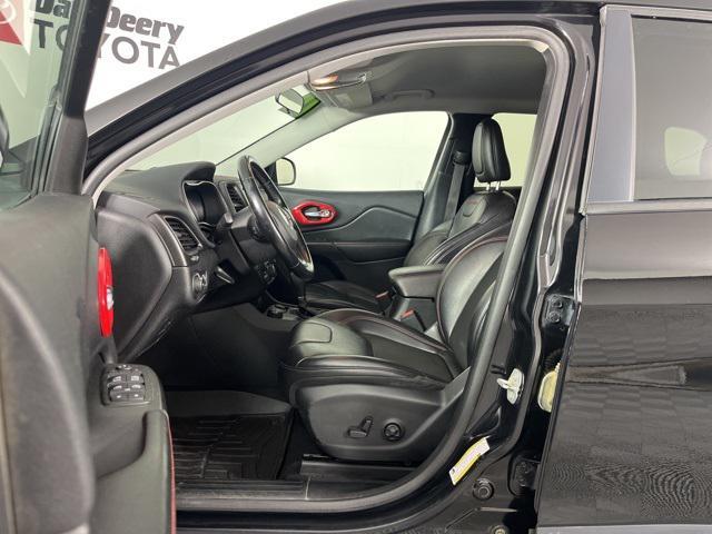 used 2020 Jeep Cherokee car, priced at $18,802