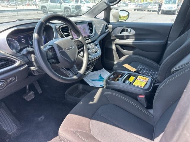 used 2022 Chrysler Pacifica car