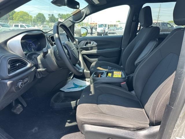 used 2022 Chrysler Pacifica car