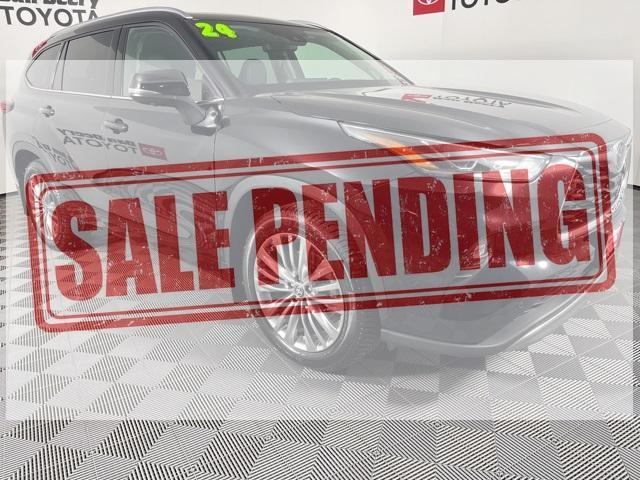 used 2024 Toyota Highlander car, priced at $49,938