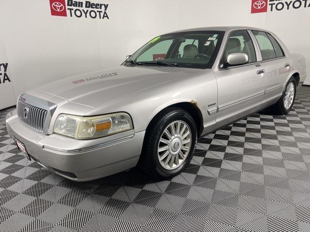 used 2009 Mercury Grand Marquis car, priced at $5,719