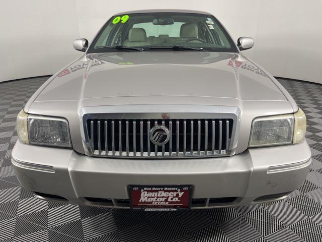 used 2009 Mercury Grand Marquis car, priced at $5,719