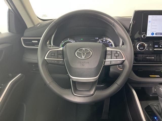 used 2024 Toyota Highlander Hybrid car, priced at $50,385