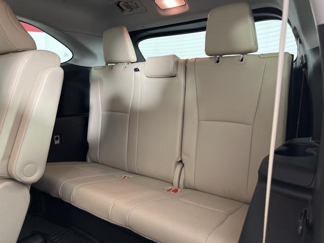 used 2022 Toyota Highlander Hybrid car, priced at $31,464