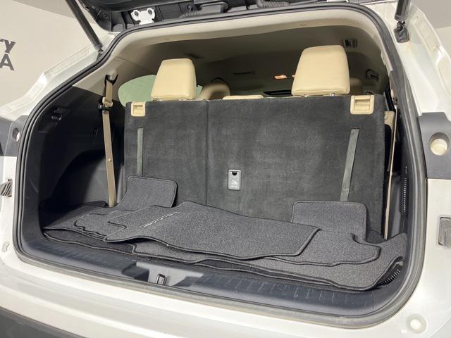 used 2022 Toyota Highlander Hybrid car, priced at $31,464