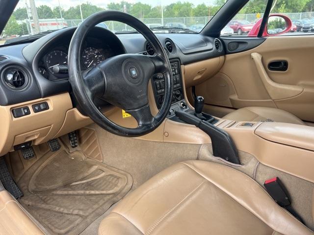 used 1999 Mazda MX-5 Miata car