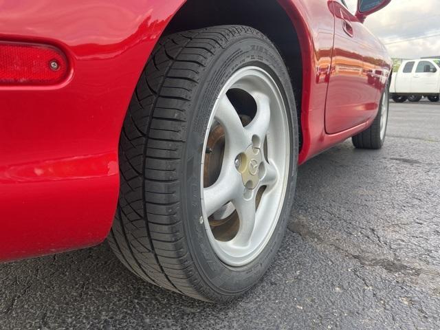 used 1999 Mazda MX-5 Miata car