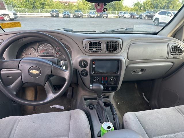 used 2005 Chevrolet TrailBlazer EXT car, priced at $1,500