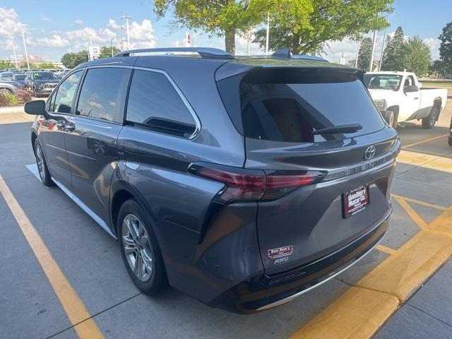 used 2023 Toyota Sienna car