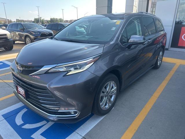 used 2023 Toyota Sienna car