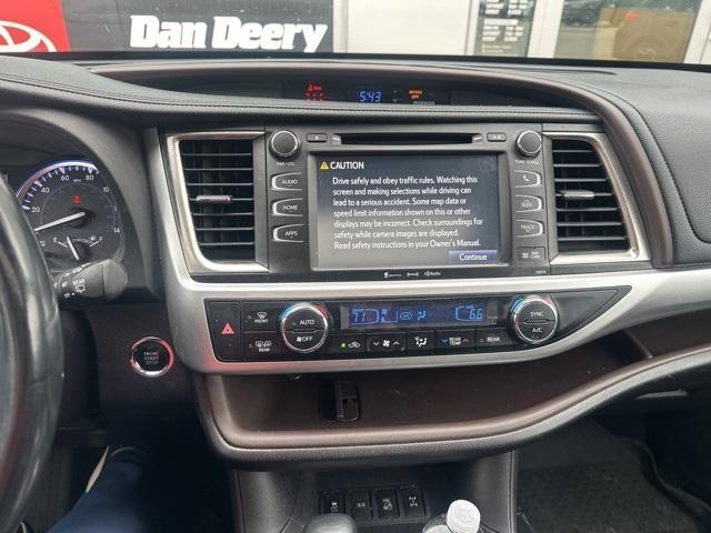 used 2018 Toyota Highlander car