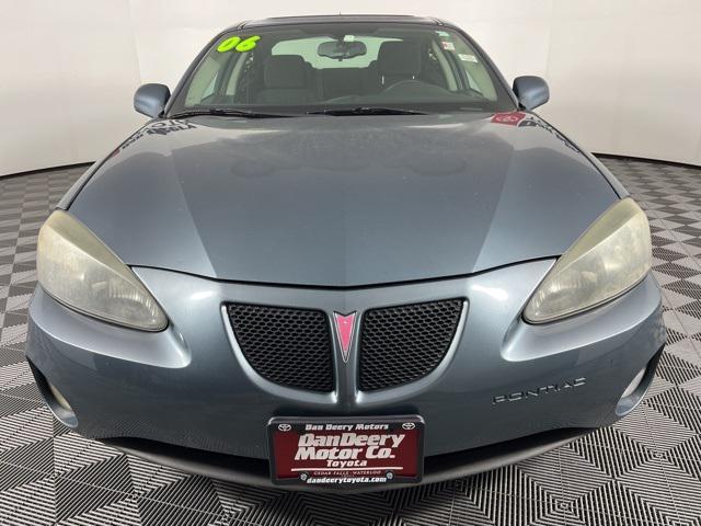 used 2006 Pontiac Grand Prix car, priced at $3,800