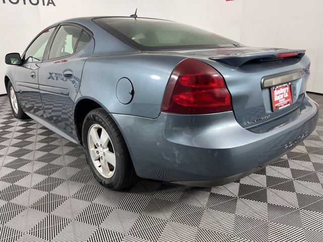 used 2006 Pontiac Grand Prix car, priced at $3,800
