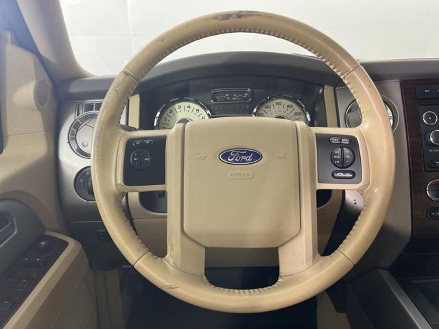used 2014 Ford Expedition car, priced at $5,000