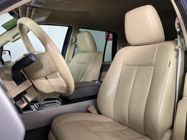 used 2014 Ford Expedition car, priced at $5,000