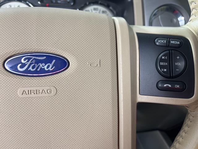 used 2014 Ford Expedition car, priced at $5,000