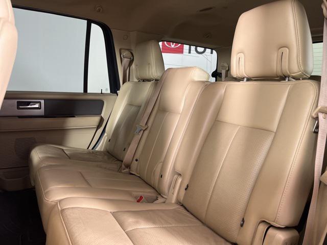 used 2014 Ford Expedition car, priced at $5,000