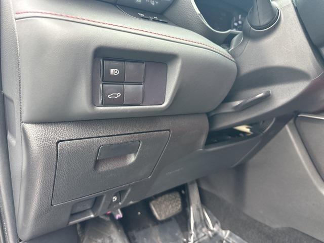 used 2021 Toyota Highlander car, priced at $30,214
