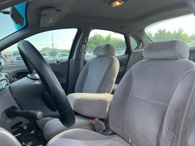 used 1999 Ford Taurus car, priced at $1,500