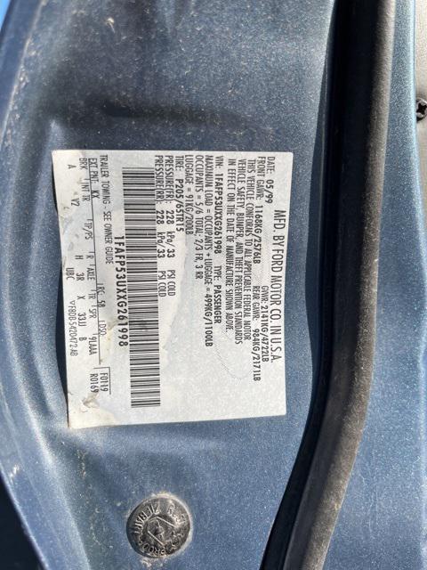used 1999 Ford Taurus car, priced at $1,500