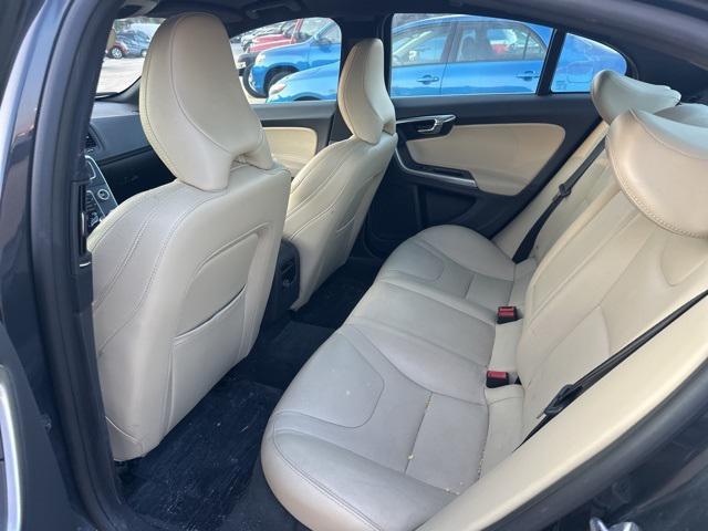 used 2016 Volvo S60 car
