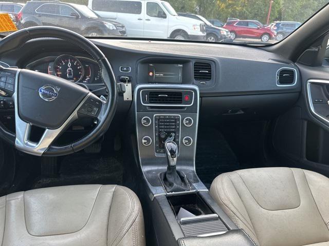 used 2016 Volvo S60 car
