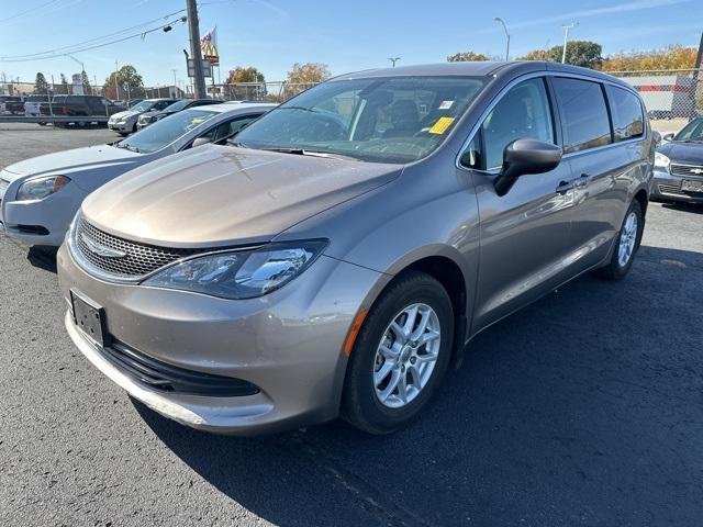 used 2017 Chrysler Pacifica car, priced at $9,275