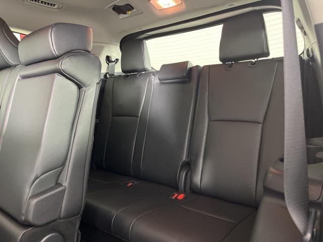 used 2024 Toyota Highlander car, priced at $45,534