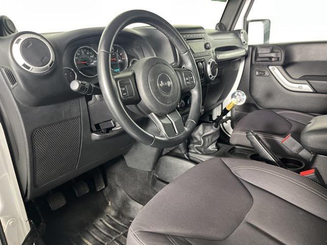 used 2013 Jeep Wrangler Unlimited car, priced at $13,000