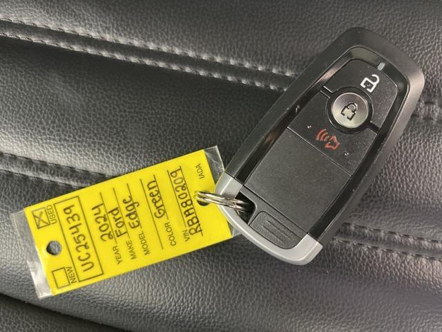 used 2024 Ford Edge car, priced at $25,705