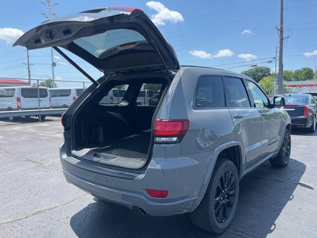 used 2022 Jeep Grand Cherokee car, priced at $28,200