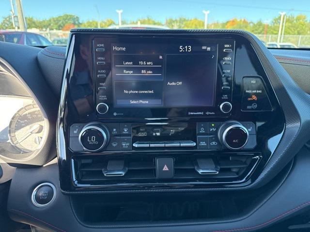 used 2021 Toyota Highlander car, priced at $37,500