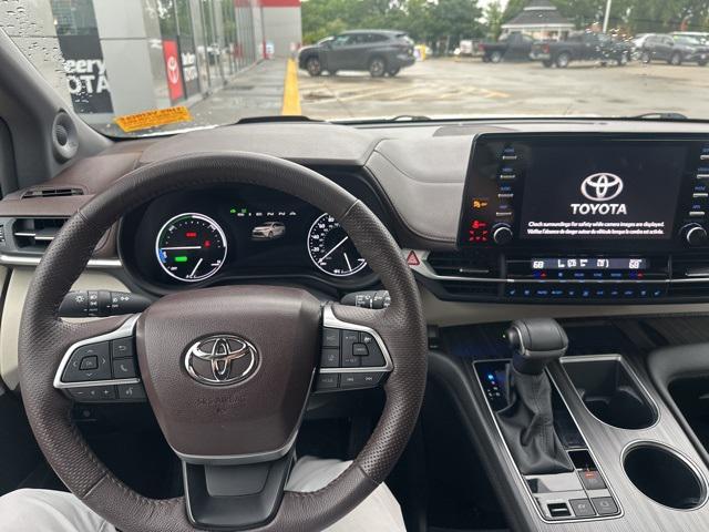 used 2024 Toyota Sienna car, priced at $52,500