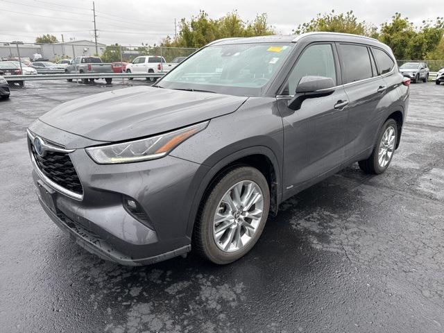 used 2022 Toyota Highlander Hybrid car, priced at $41,475