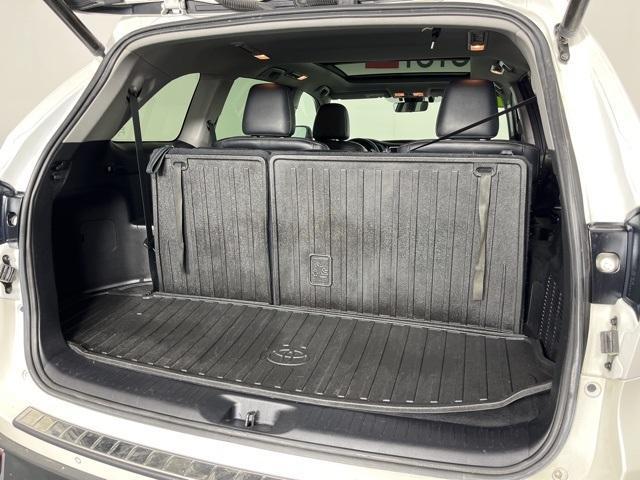 used 2017 Toyota Highlander car, priced at $19,358