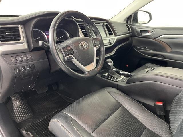 used 2017 Toyota Highlander car, priced at $19,358