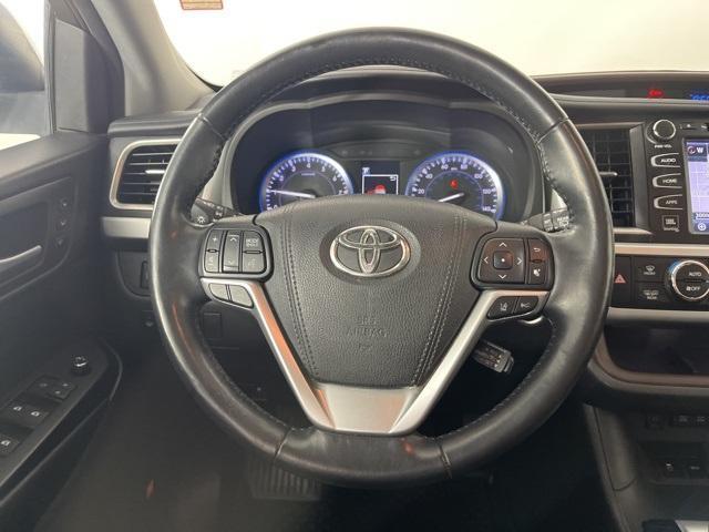 used 2017 Toyota Highlander car, priced at $19,358