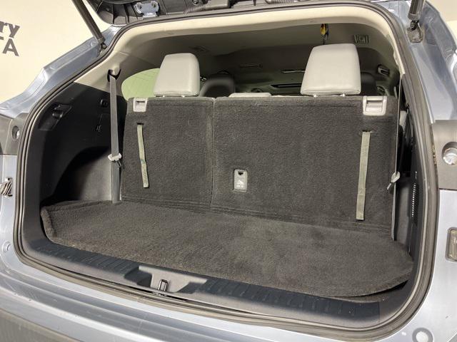 used 2022 Toyota Highlander Hybrid car, priced at $28,179